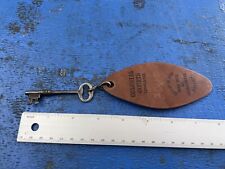 Vintage Colonial Courts Temple Texas Motel Key & Keychain Fob WW Wilcox MFG picture