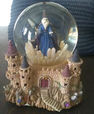 LARGE MAGNIFICENT WIZARD CASTLE SNOW GLOBE PLAYS MUSIC FROM 