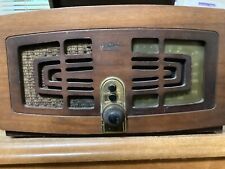 Vintage 1949 Zenith 5R086 Tube Radio and Record Player picture