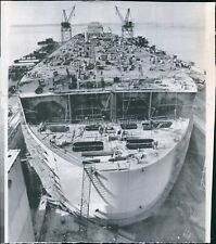 1974 Ultra Large Crude Carrier Super Tanker Shipyard Transportation 7X9 Photo picture