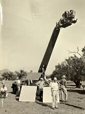 (AaE) FOUND PHOTO Photograph Snapshot Hollywood Movie Set Camera Boom Crew B&W picture