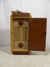 Vintage/Antique 1940s Detrola 372 Portable Battery Op Tube Radio picture