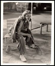 HOLLYWOOD ACTRESS LANA TURNER STYLISH POSE STUNNING PORTRAIT 1940s PHOTO 118 picture