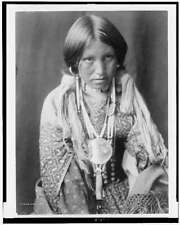 Jicarilla Indian,young woman,New Mexico,NM,Edward S Curtis,photographer,c1905 picture