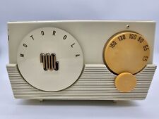 Vintage 1950's Motorola 5 Tube Radio ML-52R Hs351 Mid Century Modern Sold as is picture