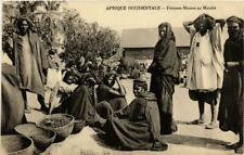 CPA AK SENEGAL West Africa - Moorish Women in the Market (762086) picture