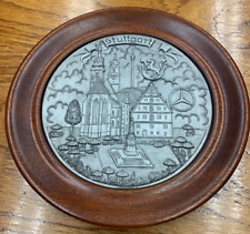 Stuttgart Echtes Nentwig-Zinnrelief Pewter medallion w/ wood frame picture
