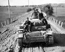German Panzer Tank and Crew 8