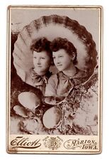 C. 1890s CABINET CARD ELLIOTT GORGEOUS YOUNG LADIES CLAMSHELL DESIGN MARION IOWA picture