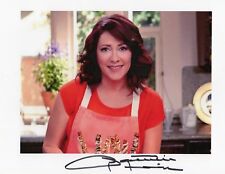 Patricia Heaton Autographed 8.5 x 11 in. Photo The Middle picture