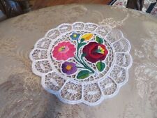kalocsa Hungarian hand embroidered doily lace Kalocsai  floral 6 
