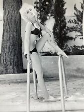 Z2 Photograph Beautiful Blonde Bombshell 1950's Bikini Poolside Sexy Woman picture