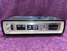 Vintage  Panasonic RC – 6551 Alarm Flip FM, AM Clock Radio RETRO WORKING picture