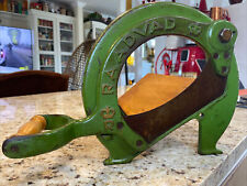 Vintage 1940’s-1950’s Raadvad Bread Slicer, in excellent condition Nice picture