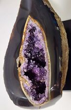 Stunning Amythist Crystal Peacock Eye Geode (2272 grams) picture