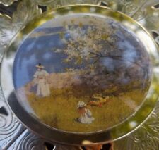 Magnifying Glass Swivel In Decorative Country Scene Picture Case Gold Metal  picture