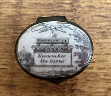 Antique George III Bilston Enamel Patch Box “Remember the Giver” c.1790-1800 picture