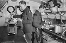 Royal Air Force Volunteer reserve work a Mobile Dark Room devel- 1941 Old Photo picture