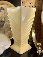 1940s Vintage McCoy Pottery Vase Pastel Yellow 9