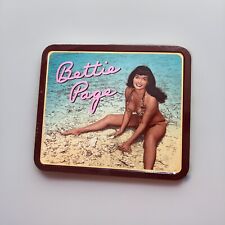 Collectible Bettie Page Dark Horse Comics Metal Lunchbox picture