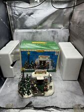 Lemax Signature Collection VINTAGE TREE LOT 73644 w/ box picture