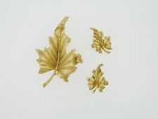 Vintage Trifari Autumn Leaf Gold Tone Brooch/Pin and Matching Earrings picture