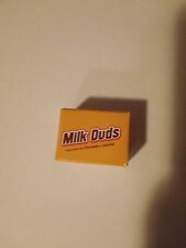 factory defect candy box, milk duds empty factory defect  picture