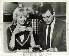 1966 Press Photo Actors Patricia Harty & Michael Callan Perform Scene picture