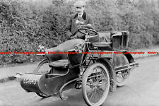 F004825 Britain. Singer. Man sitting in Tricar. 1900 picture