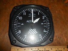Trintec Aviation Altitude Quartz Clock – made Canada used / works / 6.5