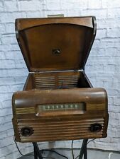 1948 RCA Victor Victrola Model 77U Tube Radio/Record Player Radio Works.    picture