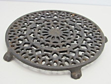 Nice VINTAGE GRISWOLD OLD LACE CAST IRON TRIVET MARKED GRISWOLD 1739 1 #LO picture