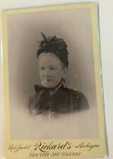 Photograph cabinet cards 19th century blond lady with hat vintage Photo Michigan picture