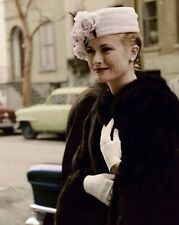 GRACE KELLY Very Rare CANDID PHOTO (171-U) picture