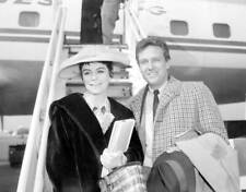 Film stars Erin OBrien Robert Stack arrival London airport fro - 1958 Old Photo picture