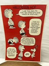 Vintage Schulz Peanuts Snoopy Linus, Posters 15x10 Halloween hop picture