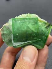 125.4g High integrity natural Sunlight fluorite crystal（Turns blue in daylight） picture