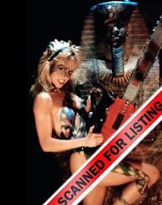 HOLLYWOOD CHAINSAW HOOKERS LINNEA QUIGLEY 8X10 PHOTO #733 picture