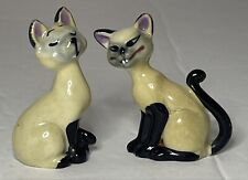 Wade Disneys Hat Box Series Porcelain Figurine Lady and the Tramp Si and Am Cats picture