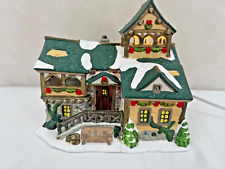 Lemax Carole Towne 2003 Collection RANGER STATION Illuminated Christmas   SH/3 picture