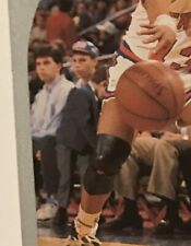 Menendez Brothers In Background Mark Jackson 1990 NBA Hoops #205 Knicks 👀 picture