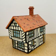 Vtg A SAALHEIMER LTD. Porcelain English Cottage Ye Olde Village Shoppe Christmas picture