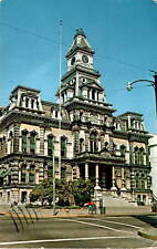Muskingum County Courthouse, Zanesville, Ohio, Fourth and Main Postcard picture