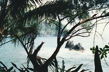 Hawaii Abstract FOUND PHOTO Color ONAMEA BAY Original Snapshot VINTAGE 93 6 I picture