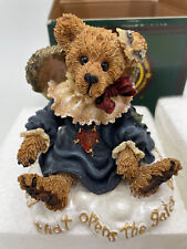 Boyds Bears & Friends Gwain Love is the Master Key Bearstone Figurine 228317 Box picture