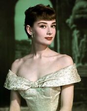 1953 AUDREY HEPBURN in ROMAN HOLIDAY  Photo (192-h ) picture