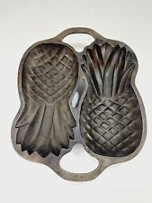 LODGE USA 2P2 CAST IRON PINEAPPLE CAKE PAN MOLD VINTAGE EARLY VERSION picture