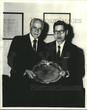 1971 Press Photo Consul Generals of Mexico and Japan honored with Silver Plate picture