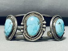 OUTSTANDING VINTAGE NAVAJO 3 PILOT MOUNTAIN TURQUOISE STERLING SILVER BRACELET picture