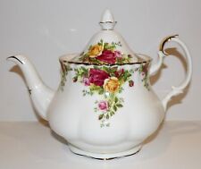 EXQUISITE LARGE ROYAL ALBERT ENGLAND BONE CHINA OLD COUNTRY ROSES TEA POT picture